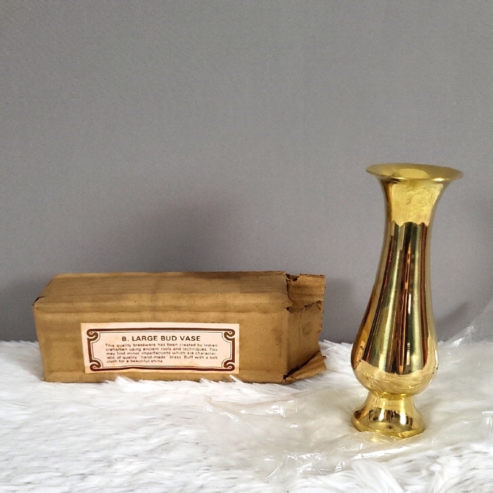 B. Large Bud Vase Vintage Solid Brass 6"